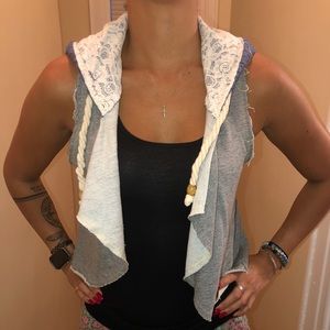 Sweater vest with lace hoodie